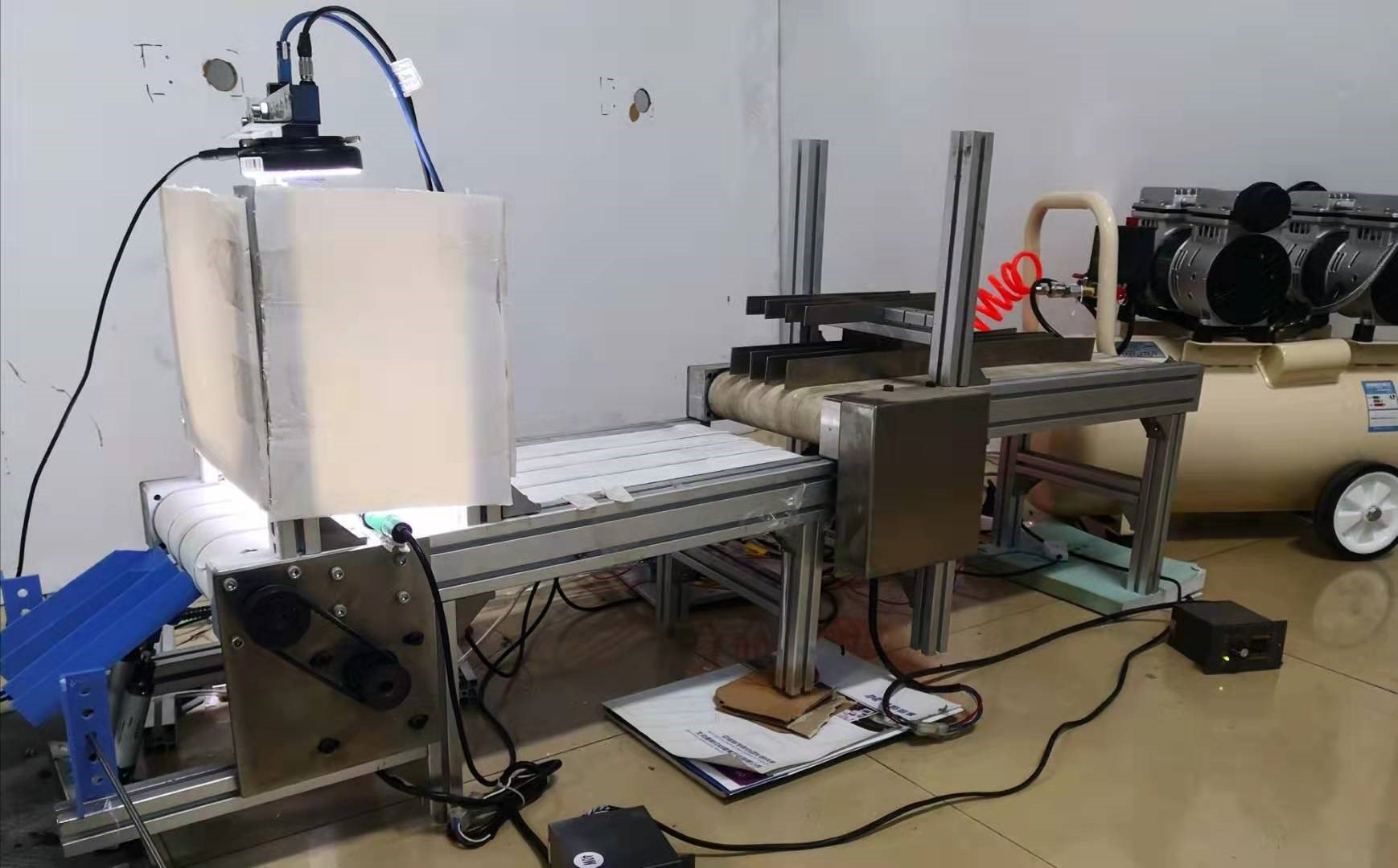 粒粒肠残次品在线识别与剔除系统研发